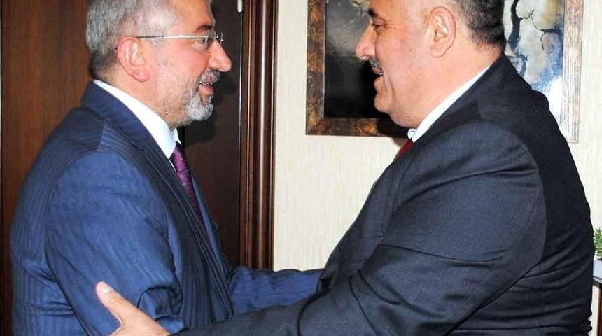 Gür’den Başkan Aşgın’a hizmet teşekkürü