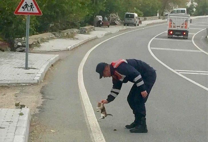 Jandarmadan duygulandıran davranış G1