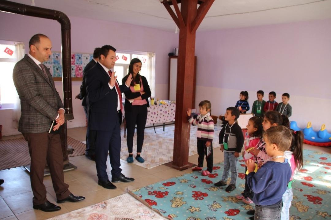 Kaymakam Avcı&rsquo;dan okul ziyareti