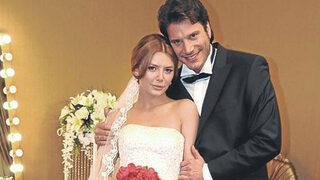 '+18' için gelinlik giydi