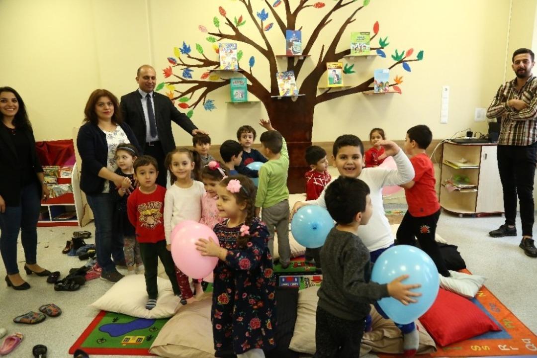 HK&Uuml; &ouml;ğrencilerinden anaokuluna anlamlı destek