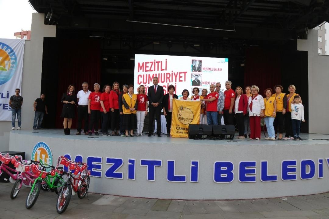 Mezitli&rsquo;de Atat&uuml;rk ve Cumhuriyet konulu şiir yarışması