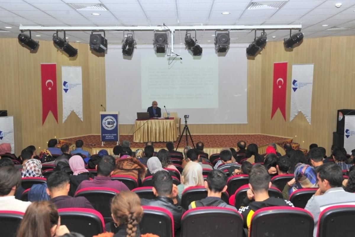 Van&rsquo;da "Cumhuriyetin D&uuml;ş&uuml;nsel Temelleri: Fransız Devrimi" konferansı