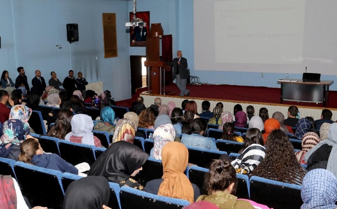 Ağrı&rsquo;da &lsquo;Bilimlerin Işığında Yaratılış ve Yaratıcıyı Anlama&rsquo; konferansı