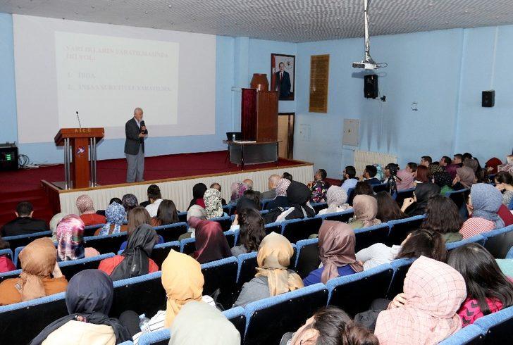 Ağrı’da ‘Bilimlerin Işığında Yaratılış ve Yaratıcıyı Anlama’ konferansı G4