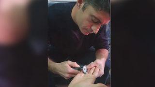 Dakikalarca uğraştı, itfaiye ekipleri 3 dakikada çıkardı