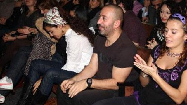 İlişkilerini saklamak istemiyor