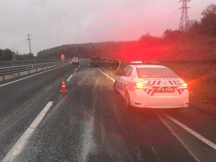 Zonguldak'ta maden işçilerini taşıyan minibüs kaza yaptı: 15 yaralı G5