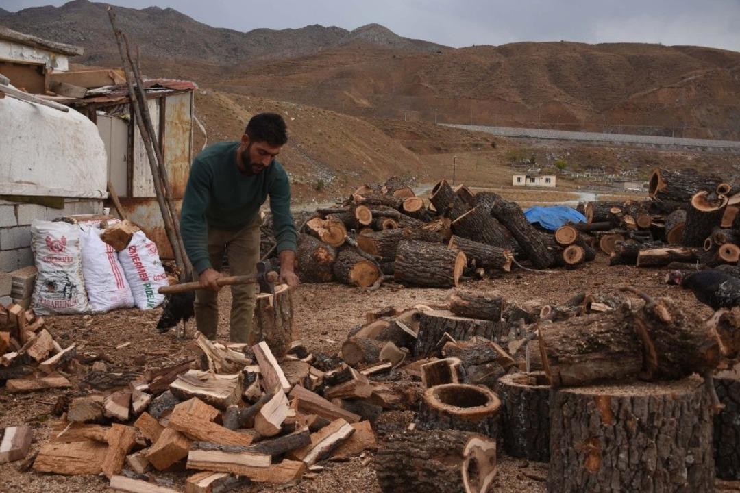 Doğal gaz odun satışını yarı yarıya d&uuml;ş&uuml;rd&uuml;