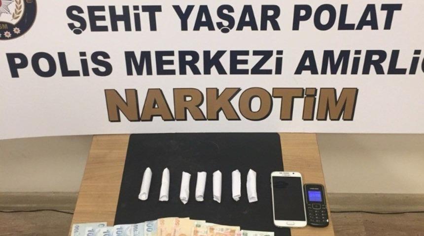 Uyuşturucu taciri şahıslar yakalandı