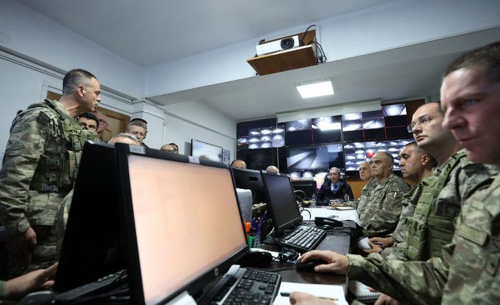 Son dakika! Milli Savunma Bakanı Akar: Her an her şey olabilir G2