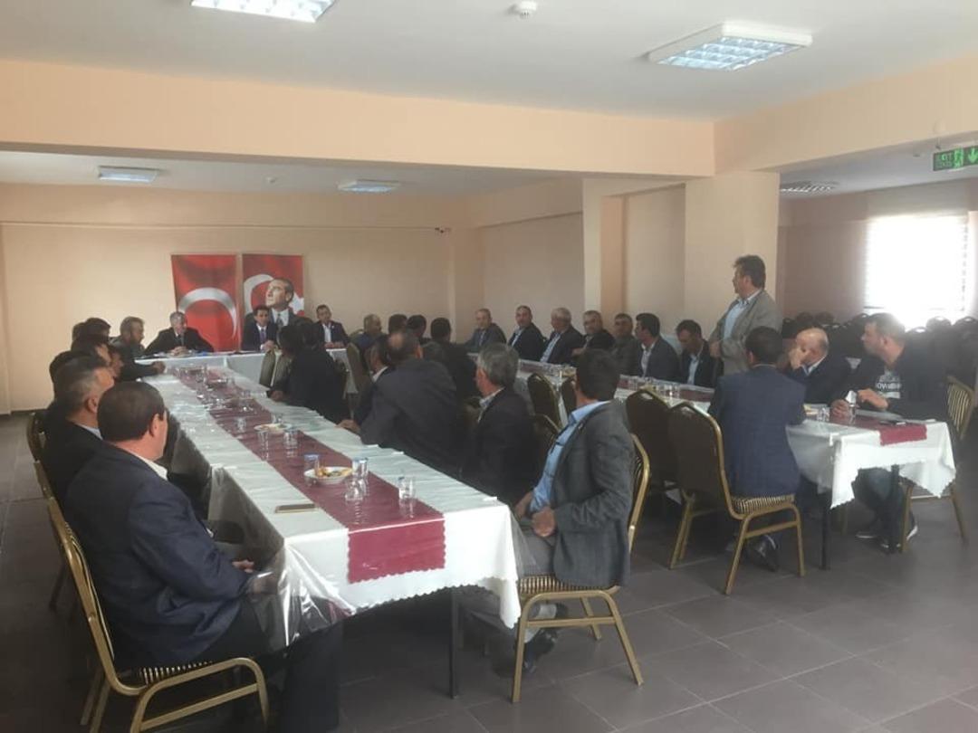 Aslanapa&rsquo;da k&ouml;ylerin sorun ve talepleri konuşuldu