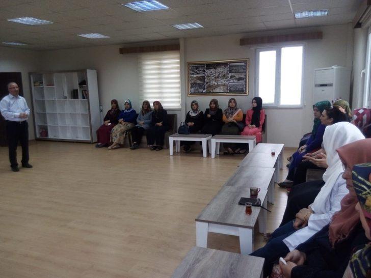 Adıyaman Belediyesi kursiyerlerine yönelik eğitimler sürüyor G2