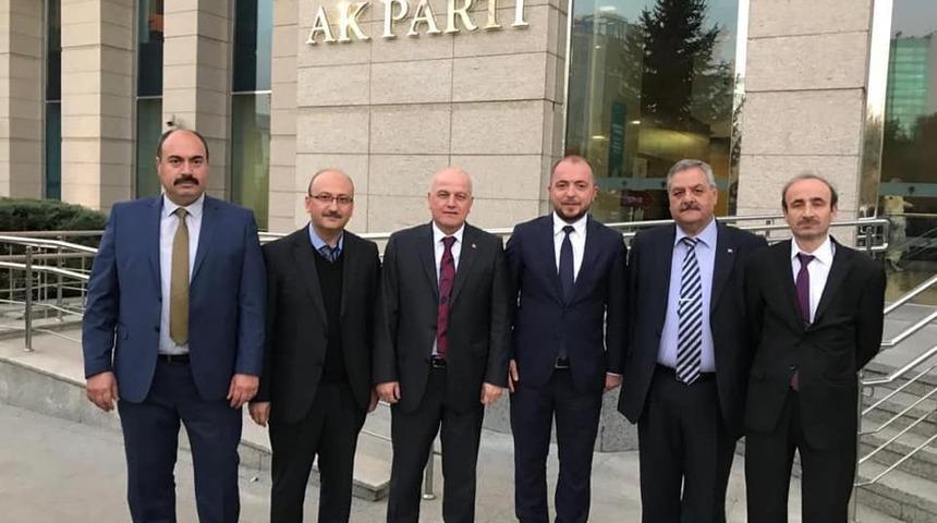İl Başkanı Karabıyık, G&ouml;rev Yapmış İl Başkanları toplantısına katıldı
