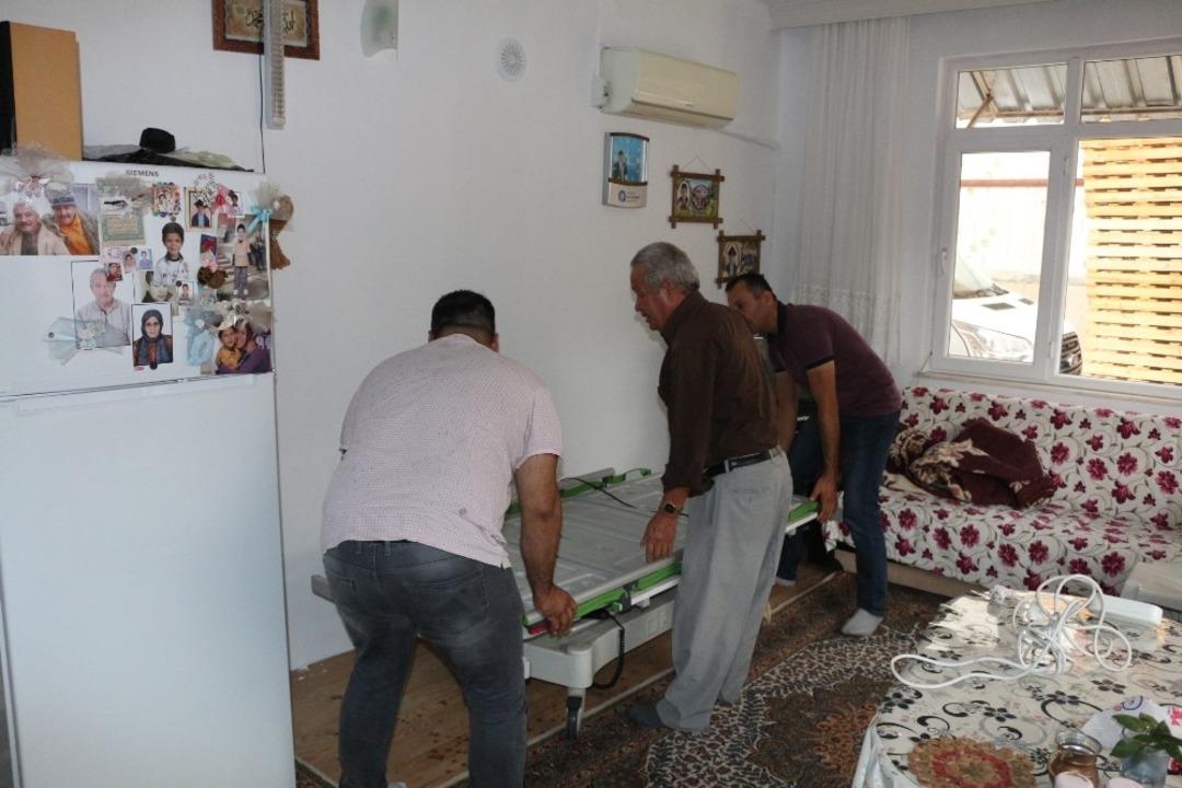 D&ouml;rt vatandaşa hasta yatağı desteği verildi