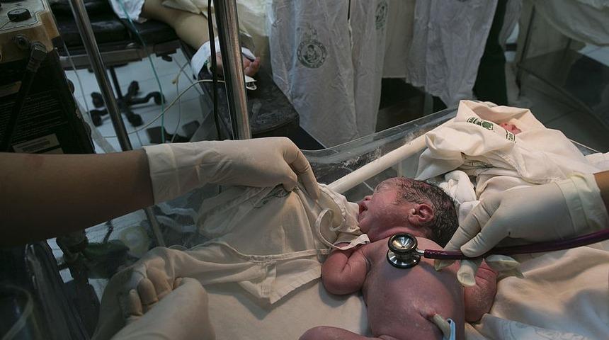 Sezaryenin ardından normal doğum 'anne ve bebek i&ccedil;in riskleri y&uuml;kseltiyor'