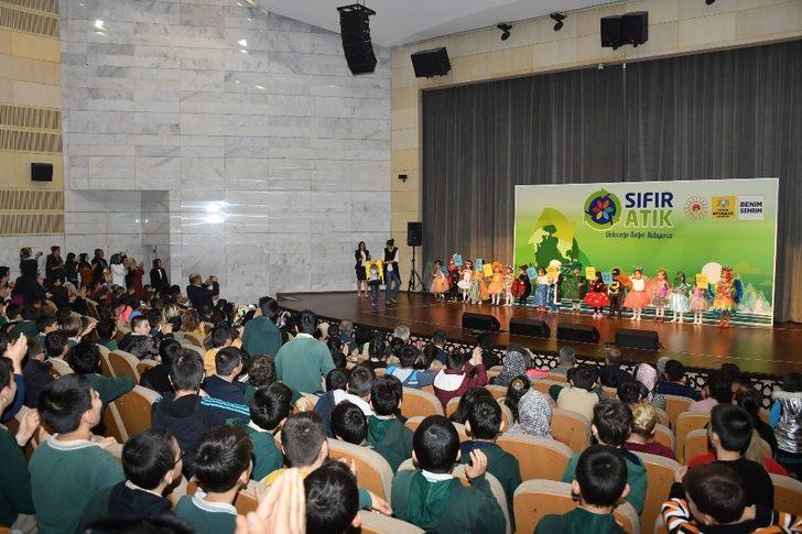 Sıfır Atık Projesinde en çok atık pil toplayan okullar ödüllendirildi G1