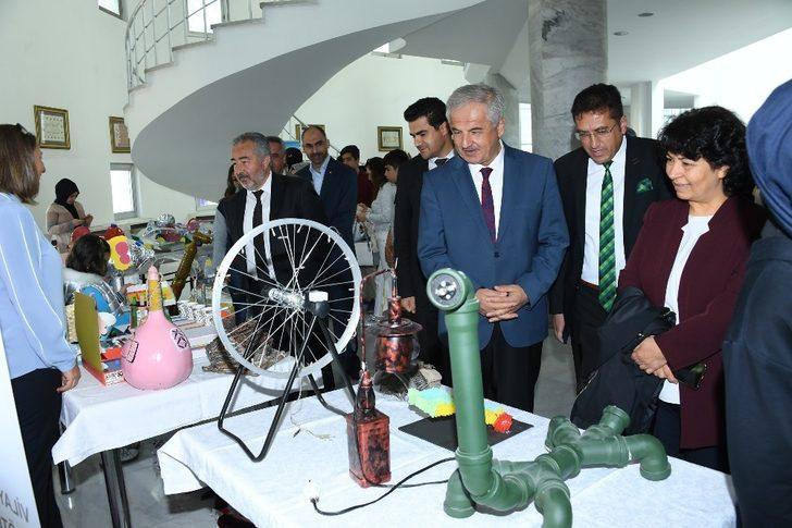 Sıfır Atık Projesinde en çok atık pil toplayan okullar ödüllendirildi G4