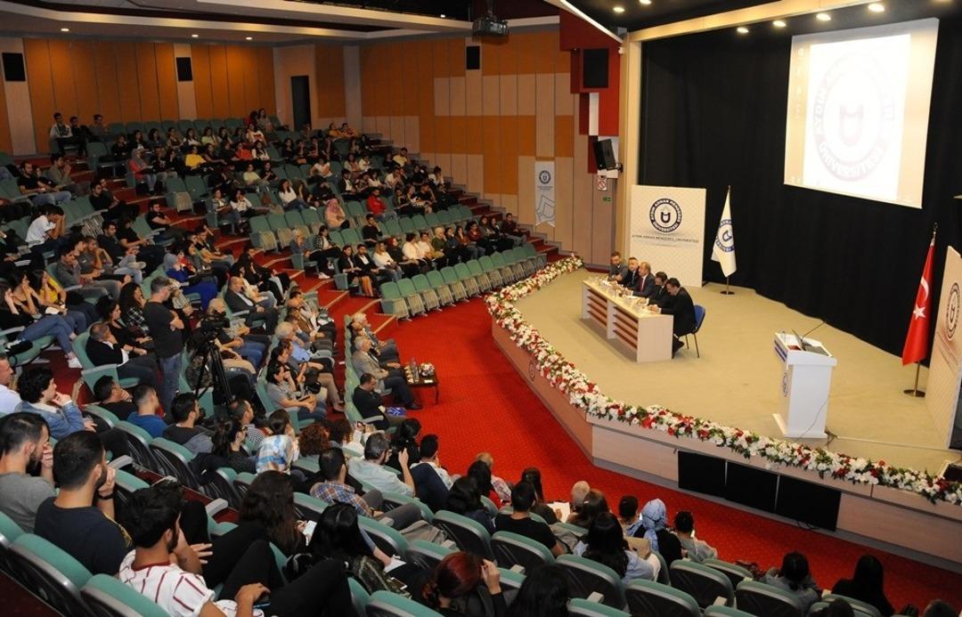 &lsquo;Cumhuriyet&rsquo;in Beş Ciheti&rsquo; Paneli AD&Uuml;&rsquo;de ger&ccedil;ekleştirildi