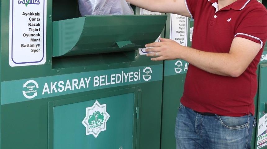 Aksaray&rsquo;da giysi kumbaraları yoğun ilgi g&ouml;r&uuml;yor