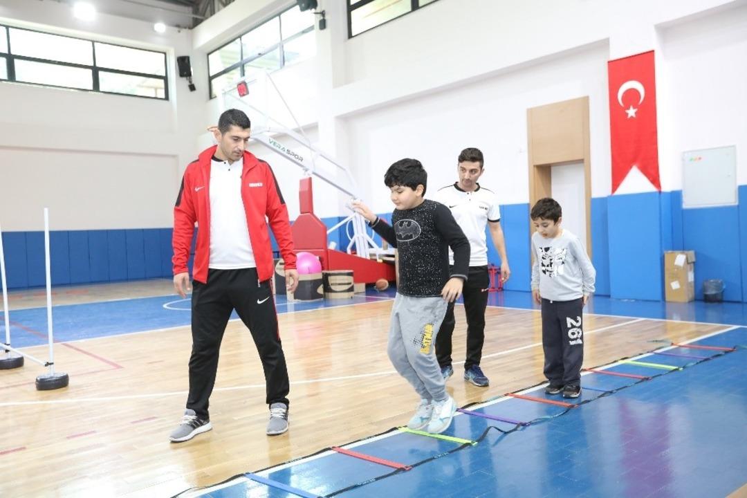 Gaziantep&rsquo;te Engelsiz Yaşam Merkezi, engellilere umut oldu
