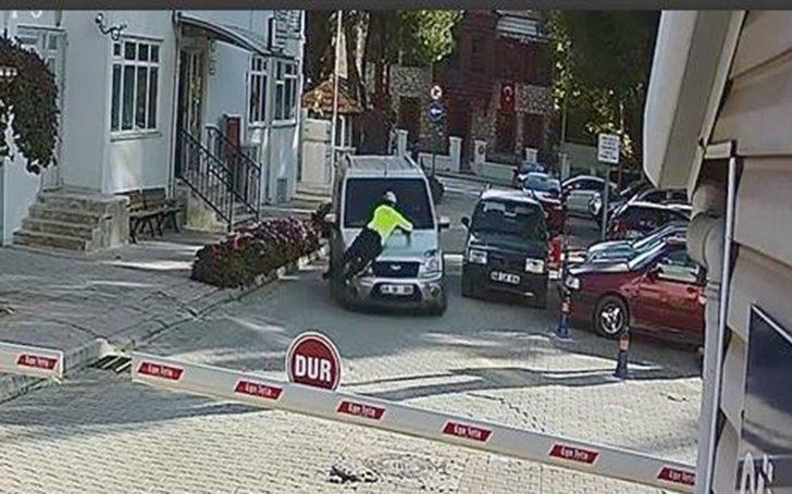 Polisi aracında sürükleyen şüpheli adliyeye sevk edildi G2