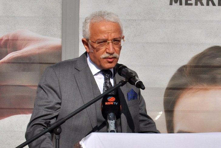 Neü’den Novi Pazar’a 11 tırlık malzeme yardımı G3