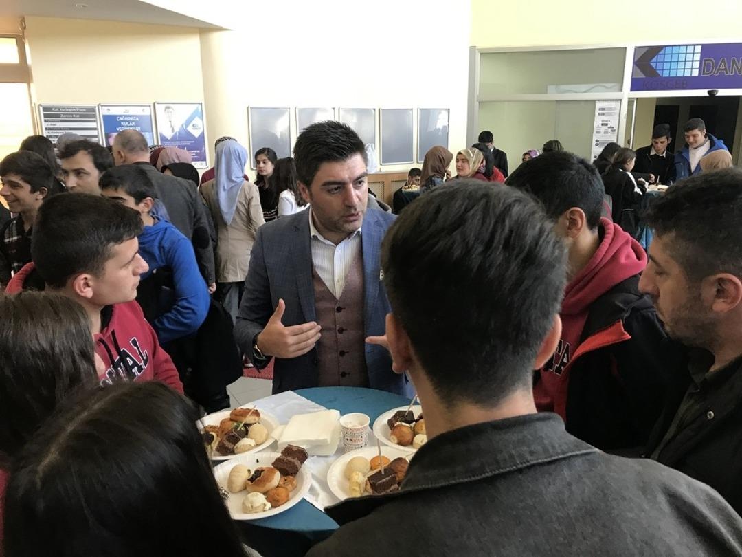 Mesleki eğitim faaliyetlerinde sanayicilerle &ouml;ğrenciler buluştu