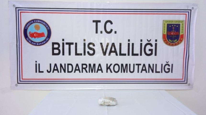 Bitlis’te jandarma ve polisten uyuşturucu operasyonu