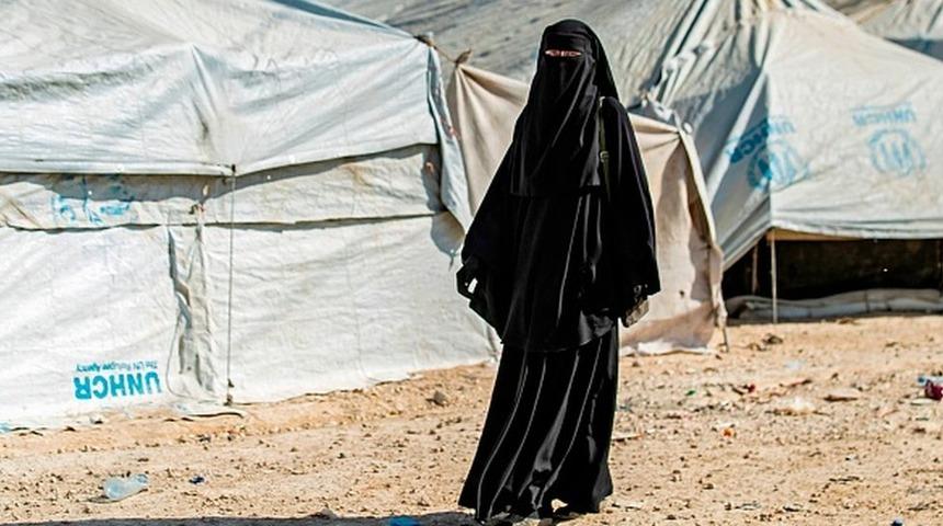 Suriye'deki kamptan kaçan IŞİD'li kadınlar Ankara'da gözaltına alındı