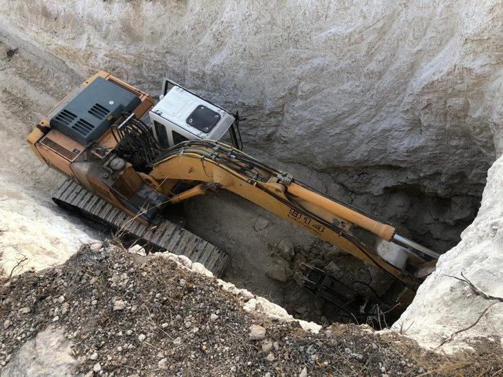 Mersin'de iş makineli kaçak kazı: 9 gözaltı G2