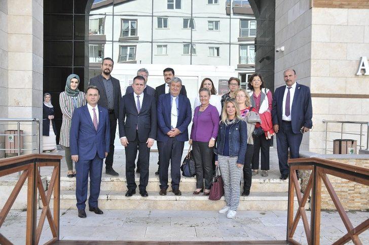 Mamak’a akademik çıkarma G1