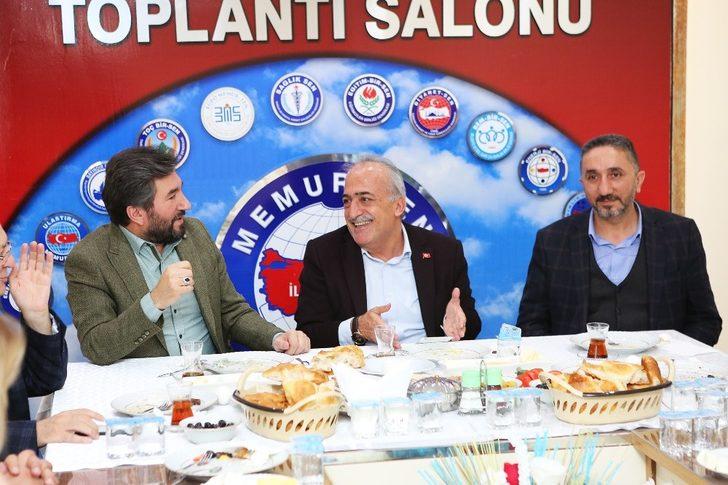 Rektör Çomaklı Memur-Sen’in konuğu oldu G2