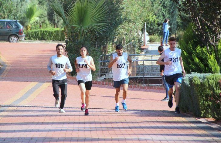 Üniversite de Cumhuriyet Koşusu Yapıldı G3