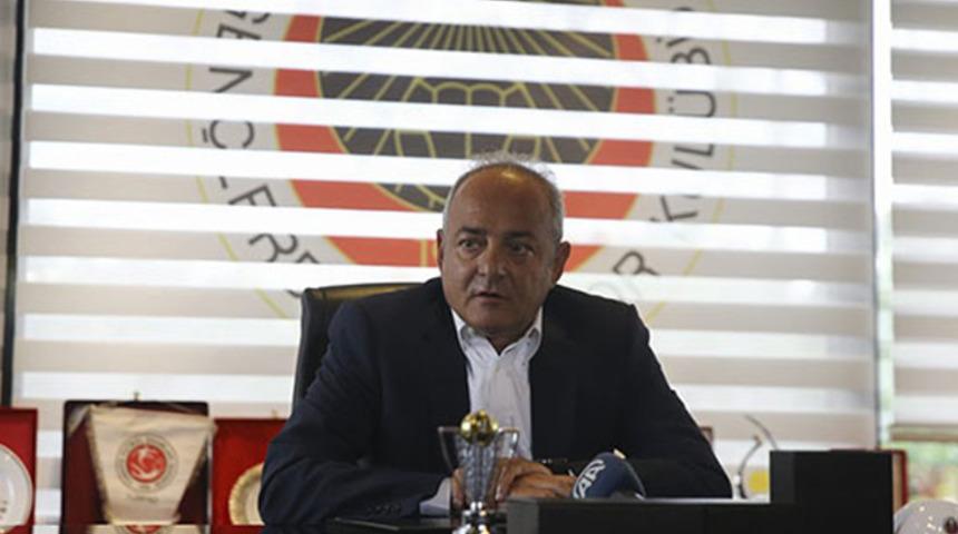 Cavcav, 5 farklı isimle çalıştı