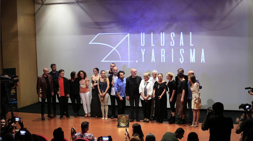 54'üncü ve 55'inci 'Ulusal Yarışma' kazananlarına Altın Portakal Film Festivali'nde alternatif tören