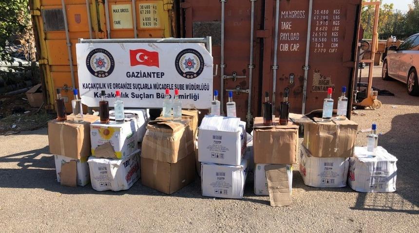 Gaziantep&rsquo;te 435 şişe sahte i&ccedil;ki ele ge&ccedil;irildi