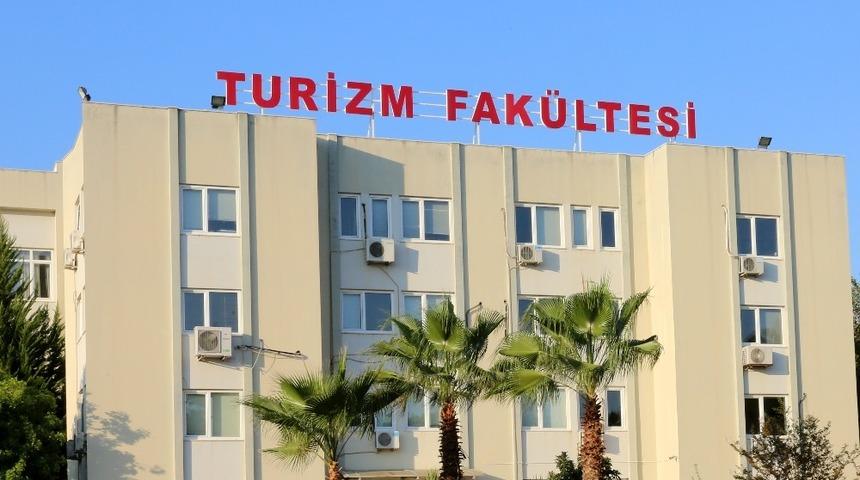 A&Uuml;&rsquo;de Sağlık Turizmi Y&ouml;neticiliği Eğitimi verilecek