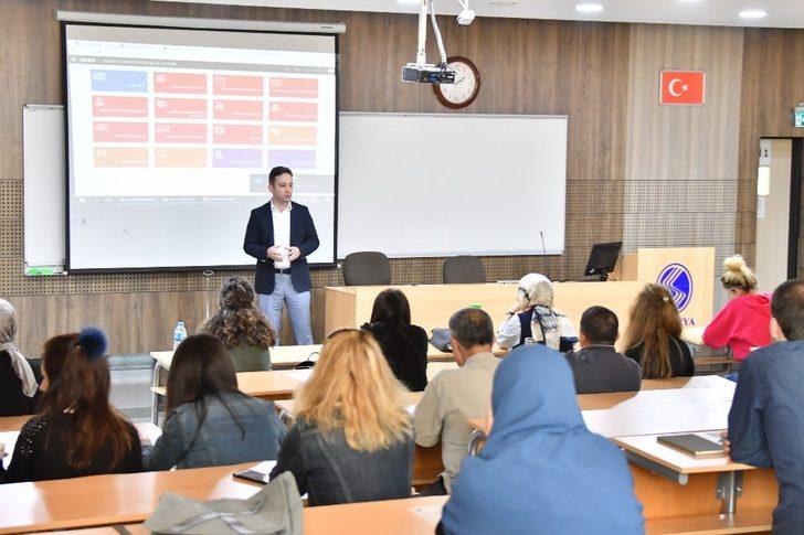 SAÜ’de Akademik Oryantasyon Eğitim yapıldı G2