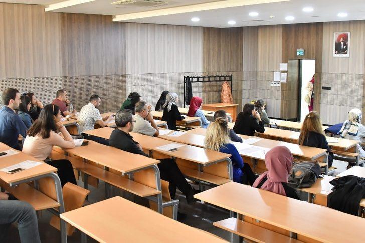 SAÜ’de Akademik Oryantasyon Eğitim yapıldı G4