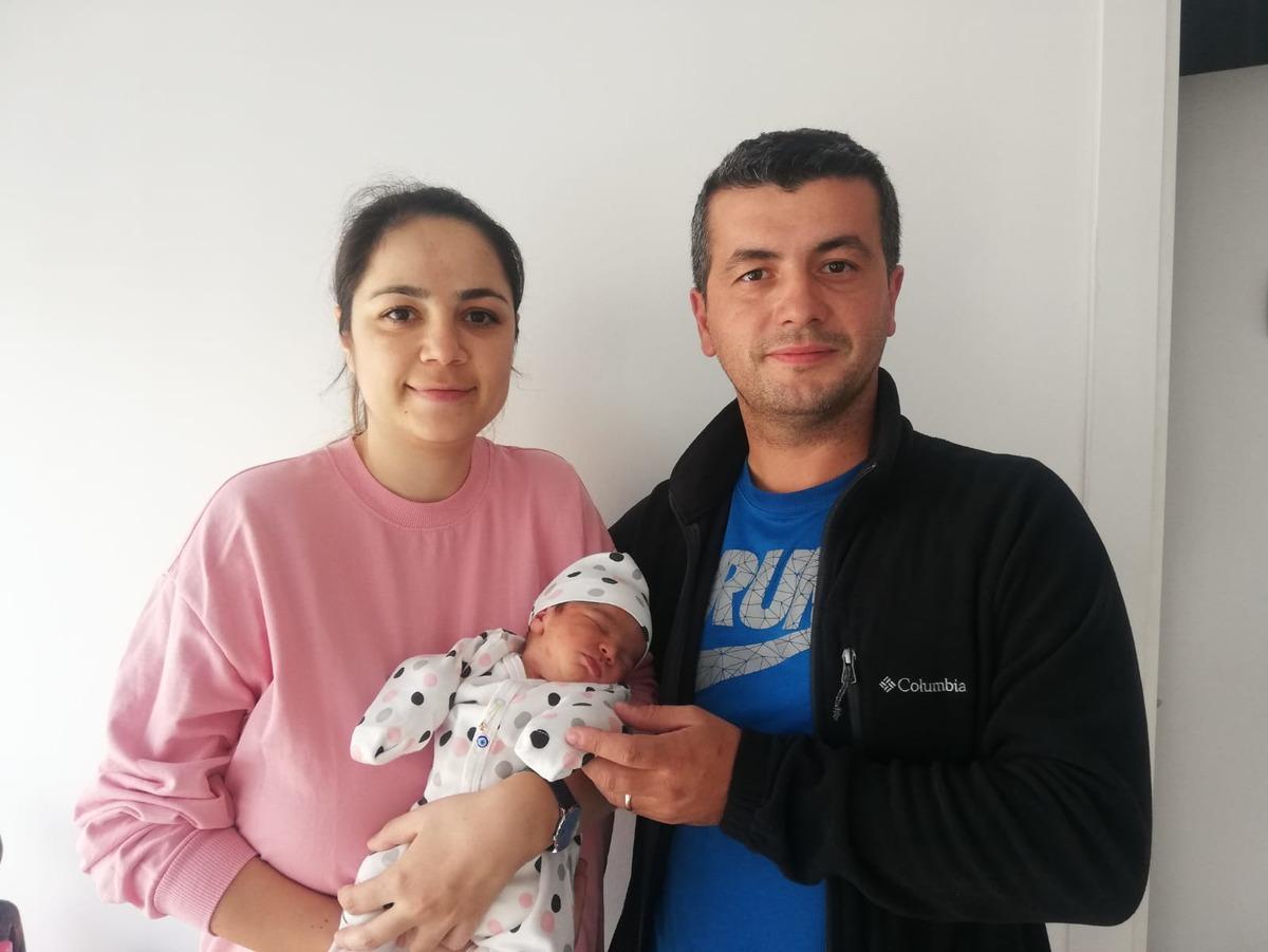 Rahim i&ccedil;i kanserinden kurtuldu, anne oldu