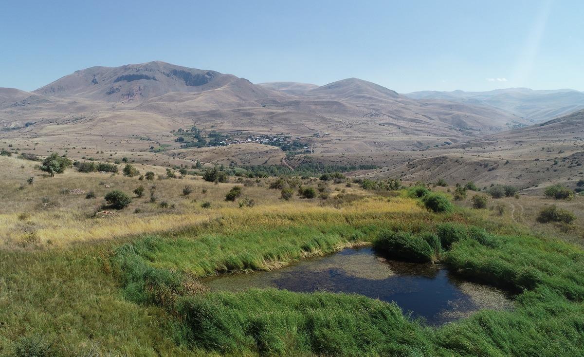 Heyelanlardan sonra oluştu! Sivas'ın y&uuml;zen adaları yok olma tehlikesiyle karşı karşıya