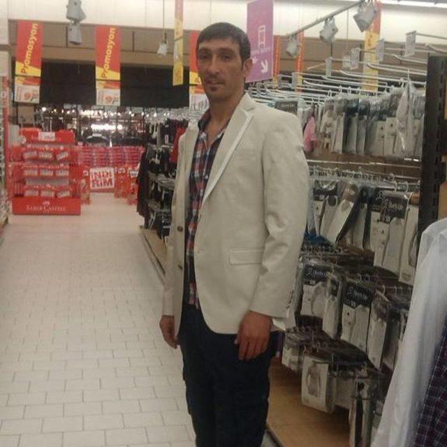 Evinin önündeki otomobilinde ölü bulundu 1