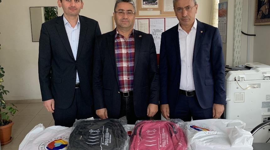 Sorgun TSO’dan bin 100 öğrenciye yardım