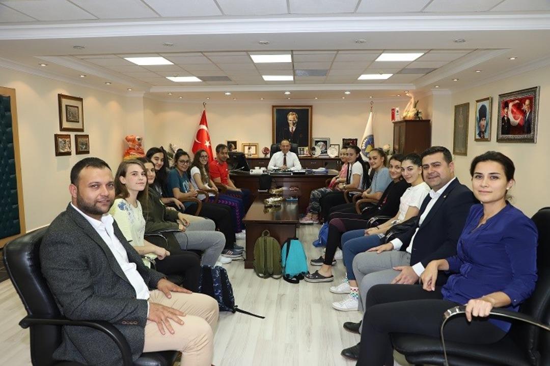 Turgutlu Belediyesi Kadın Basketbol Takımı ilk ma&ccedil;ına &ccedil;ıkıyor