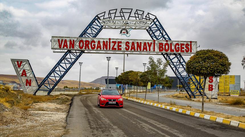 İran'ın otomotiv devi Türkiye'de fabrika kuracak