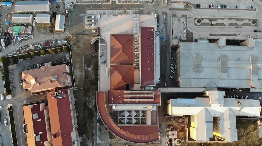 "Deprem izolatörleri" ile kesintisiz sağlık hizmeti sunulacak