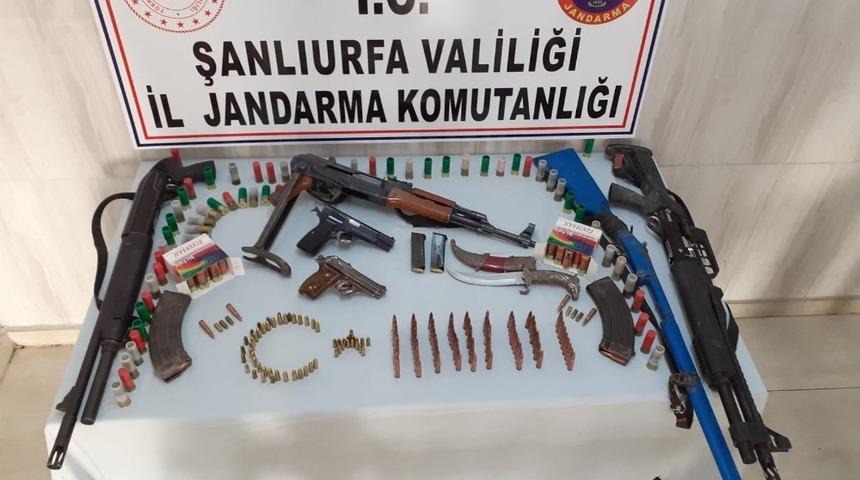 Şanlıurfa&rsquo;da ka&ccedil;ak&ccedil;ılık operasyonu: 2 kişi tutuklandı