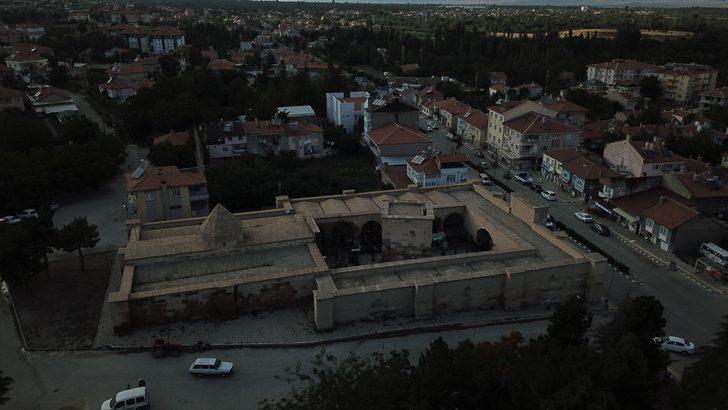 Afyonkarahisar'ın en büyük kervansarayı: İshaklı G2