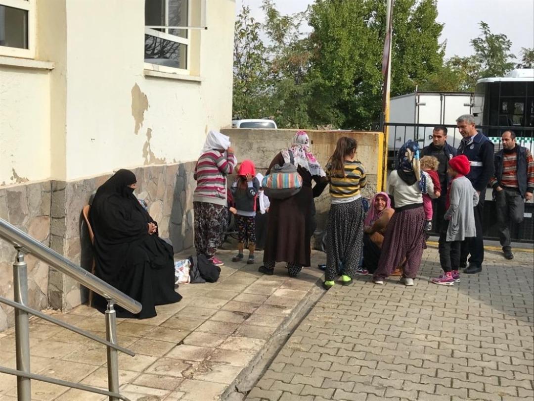 Bing&ouml;l&rsquo;de dilenci operasyonu:22&rsquo;si &ccedil;ocuk 40 dilenci yakalandı